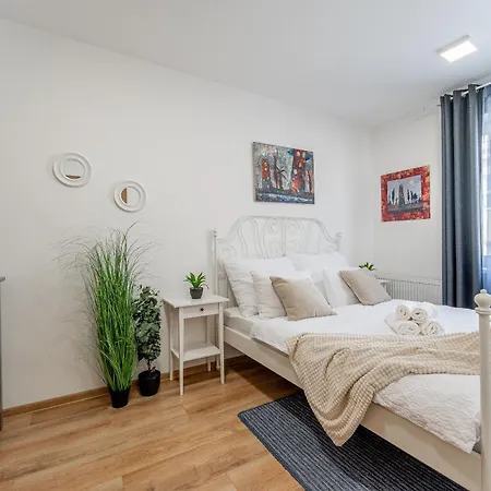 公寓 Centrum 60m2 4 Beds *